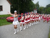 Princezny - mažoretky z Hluboké nad Vltavou - 2009 06. 27. - Pražák