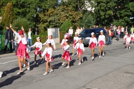 Princezny - mažoretky z Hluboké nad Vltavou - 2010 09. 18. - Slavnosti vína