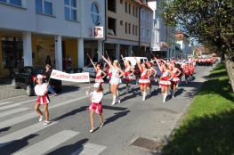 Princezny - mažoretky z Hluboké nad Vltavou - 2010 09. 18. - Slavnosti vína