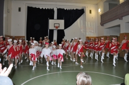 Princezny - mažoretky z Hluboké nad Vltavou - 2010 12. 18. - Mažobesídka 2010