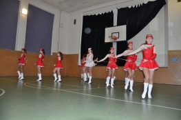 Princezny - mažoretky z Hluboké nad Vltavou - 2010 12. 18. - Mažobesídka 2010