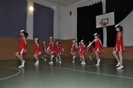 Princezny - mažoretky z Hluboké nad Vltavou - 2010 12. 18. - Mažobesídka 2010