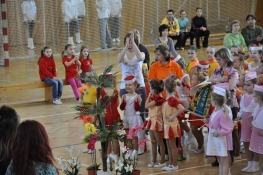 Princezny - mažoretky z Hluboké nad Vltavou - 2011 03. 05. - Podhostýnský pohár 2011