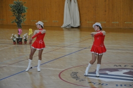 Princezny - mažoretky z Hluboké nad Vltavou - 2011 03. 05. - Podhostýnský pohár 2011