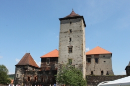 Princezny - mažoretky z Hluboké nad Vltavou - 2011 06. 04. - Švihovské hudební léto