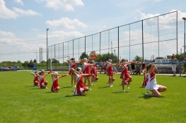 Princezny - mažoretky z Hluboké nad Vltavou - 2011 06. 05. - Den Dětí Hrdějovice