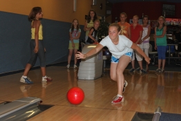 Princezny - mažoretky z Hluboké nad Vltavou - 2011 06. 16. - Bowling