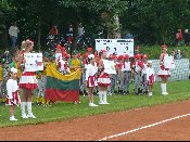 Princezny - mažoretky z Hluboké nad Vltavou - 2008 07. 13. - Zahájení ME baseballu