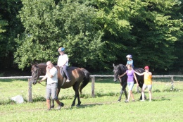 Princezny - mažoretky z Hluboké nad Vltavou - 2011 08. 14. - 20. - Mažotábor první ročník