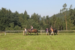 Princezny - mažoretky z Hluboké nad Vltavou - 2011 08. 14. - 20. - Mažotábor první ročník