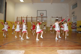 Princezny - mažoretky z Hluboké nad Vltavou - 2011 12. 17. - Mažobesídka