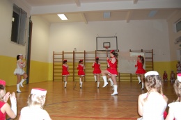 Princezny - mažoretky z Hluboké nad Vltavou - 2011 12. 17. - Mažobesídka