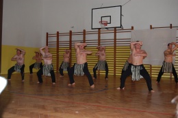 Princezny - mažoretky z Hluboké nad Vltavou - 2011 12. 17. - Mažobesídka