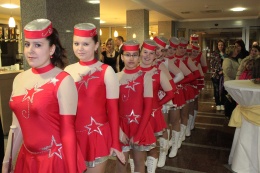 Princezny - mažoretky z Hluboké nad Vltavou - 2012 02. 11. - Parkhotel Rotary Ples
