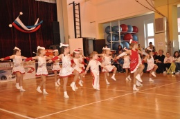 Princezny - mažoretky z Hluboké nad Vltavou - 2012 03. 17. - Radotínský pohár