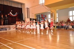 Princezny - mažoretky z Hluboké nad Vltavou - 2012 03. 17. - Radotínský pohár