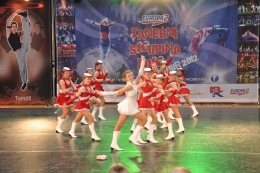 Princezny - mažoretky z Hluboké nad Vltavou - 2012 03. 25. - Evropa 2 Taneční skupina roku 2012 - Jindřichův Hradec