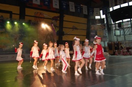 Princezny - mažoretky z Hluboké nad Vltavou - 2012 04. 14. - Taneční skupina roku 2012 - Mistrovství Čech Praha