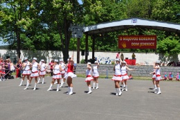 Princezny - mažoretky z Hluboké nad Vltavou - 2012 05. 19. - O májovou korunku Jemnice