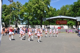 Princezny - mažoretky z Hluboké nad Vltavou - 2012 05. 19. - O májovou korunku Jemnice