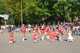 Princezny - mažoretky z Hluboké nad Vltavou - 2012 05. 19. - O májovou korunku Jemnice