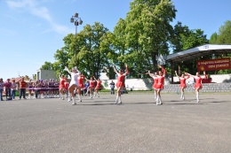 Princezny - mažoretky z Hluboké nad Vltavou - 2012 05. 19. - O májovou korunku Jemnice