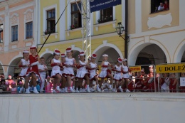 Princezny - mažoretky z Hluboké nad Vltavou - 2012 05. 26. - O střevíček z pohádkové Telče