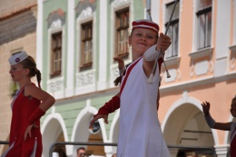 Princezny - mažoretky z Hluboké nad Vltavou - 2012 05. 26. - O střevíček z pohádkové Telče