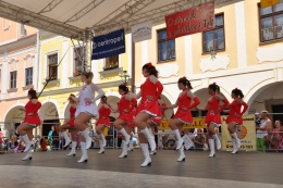 Princezny - mažoretky z Hluboké nad Vltavou - 2012 05. 26. - O střevíček z pohádkové Telče