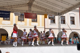 Princezny - mažoretky z Hluboké nad Vltavou - 2012 05. 26. - O střevíček z pohádkové Telče