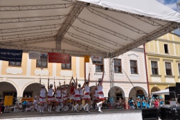 Princezny - mažoretky z Hluboké nad Vltavou - 2012 05. 26. - O střevíček z pohádkové Telče