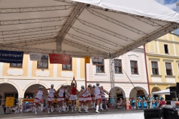 Princezny - mažoretky z Hluboké nad Vltavou - 2012 05. 26. - O střevíček z pohádkové Telče