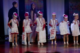 Princezny - mažoretky z Hluboké nad Vltavou - 2012 05. 05. - Finále TSR 2012 - Pidi a Mini