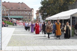 Princezny - mažoretky z Hluboké nad Vltavou - 2012 09. 15. - Slavnosti vína